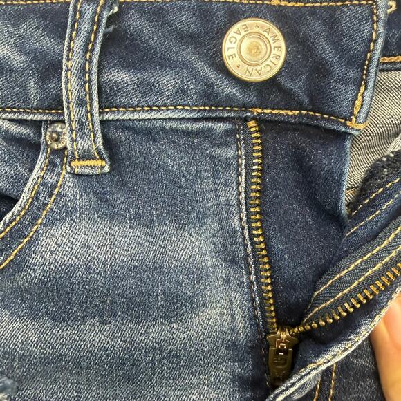 American‎ Eagle Midi Next Level Stretch Distressed Denim Jean Shorts Size 2 - Picture 6 of 8